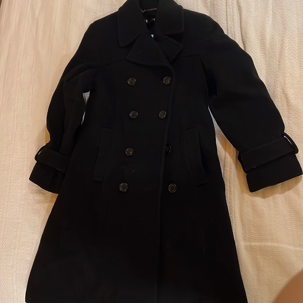 DKNY trench coat very good material